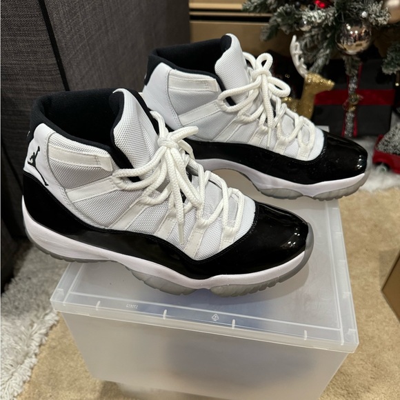 jordan 11 concord size 9